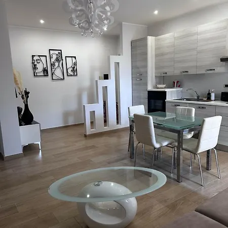 Boutique Apartment The Heart Of Caserta Exterior photo